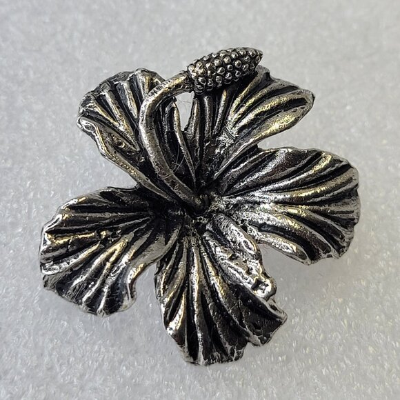 Antique Rhodium Hibiscus Brooch Medium Size Pin - Picture 6 of 7
